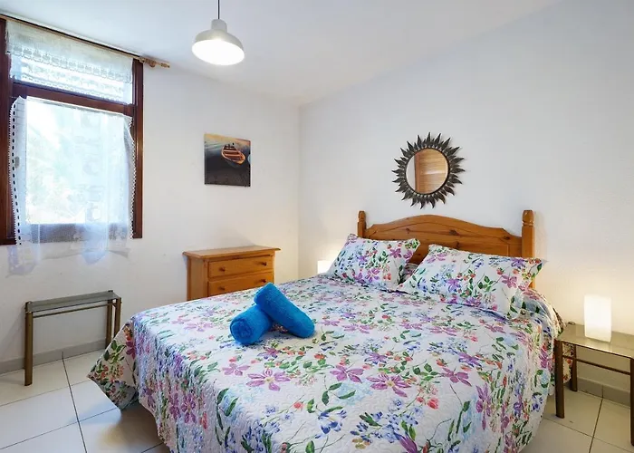 Apartman Bungamerica272 *